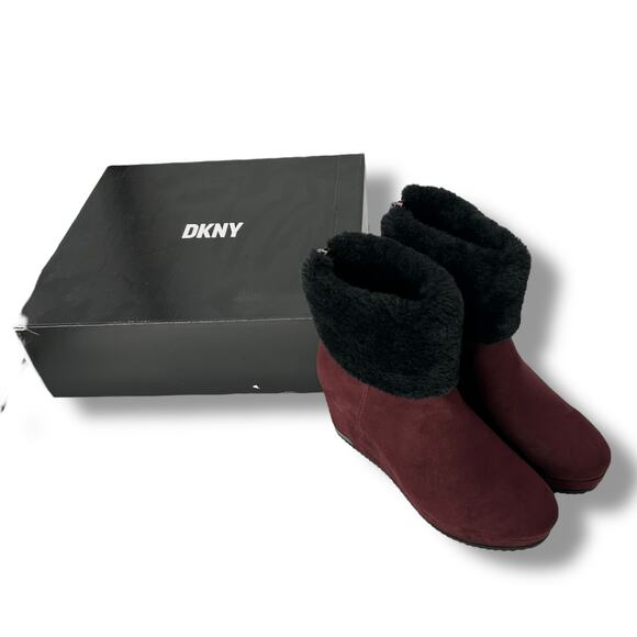 NEW DKNY Red Wedge Boots Size 5.5 Merlot Maroon Faux Fur Winter Booties Heels - Picture 4 of 12